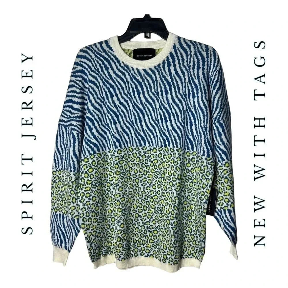 1370.‎ SPIRIT JETSEY “NEW YORK” LONG SLEEVE TOP OVERSIZED XSMALL ANIMAL PRINT